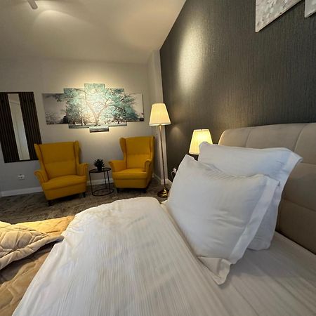 Complex Rediu 54 Luxury Apartaments Jászvásár Kültér fotó