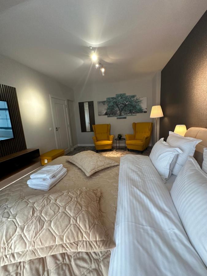Complex Rediu 54 Luxury Apartaments Jászvásár Kültér fotó
