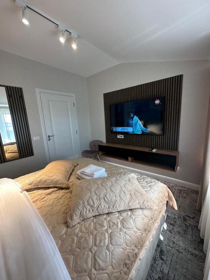 Complex Rediu 54 Luxury Apartaments Jászvásár Kültér fotó