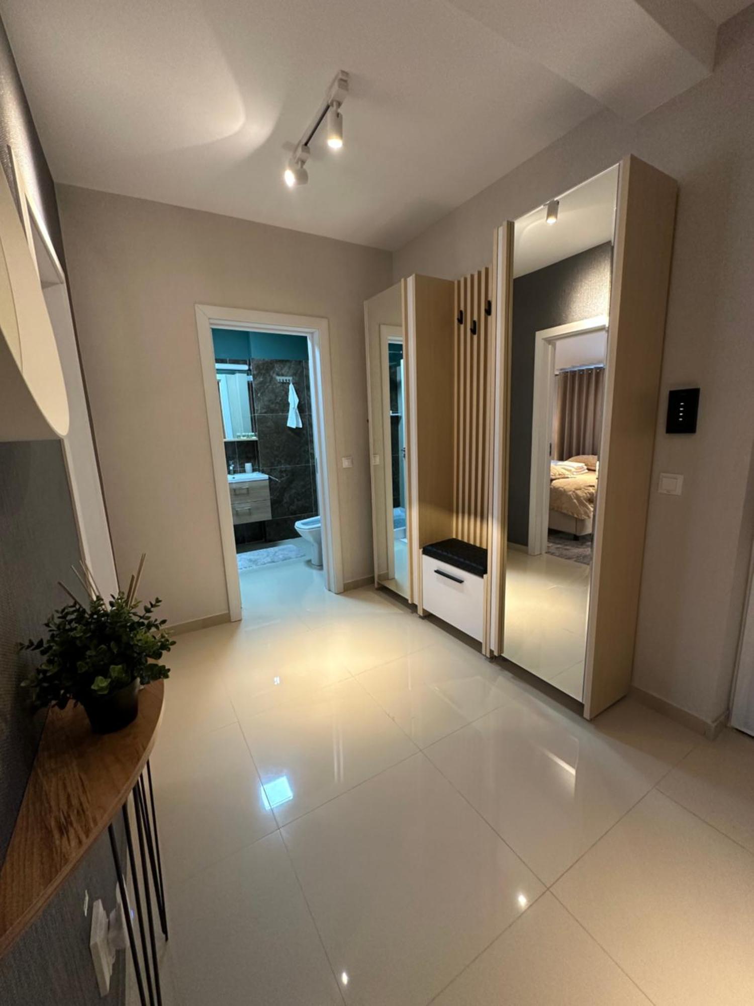 Complex Rediu 54 Luxury Apartaments Jászvásár Kültér fotó