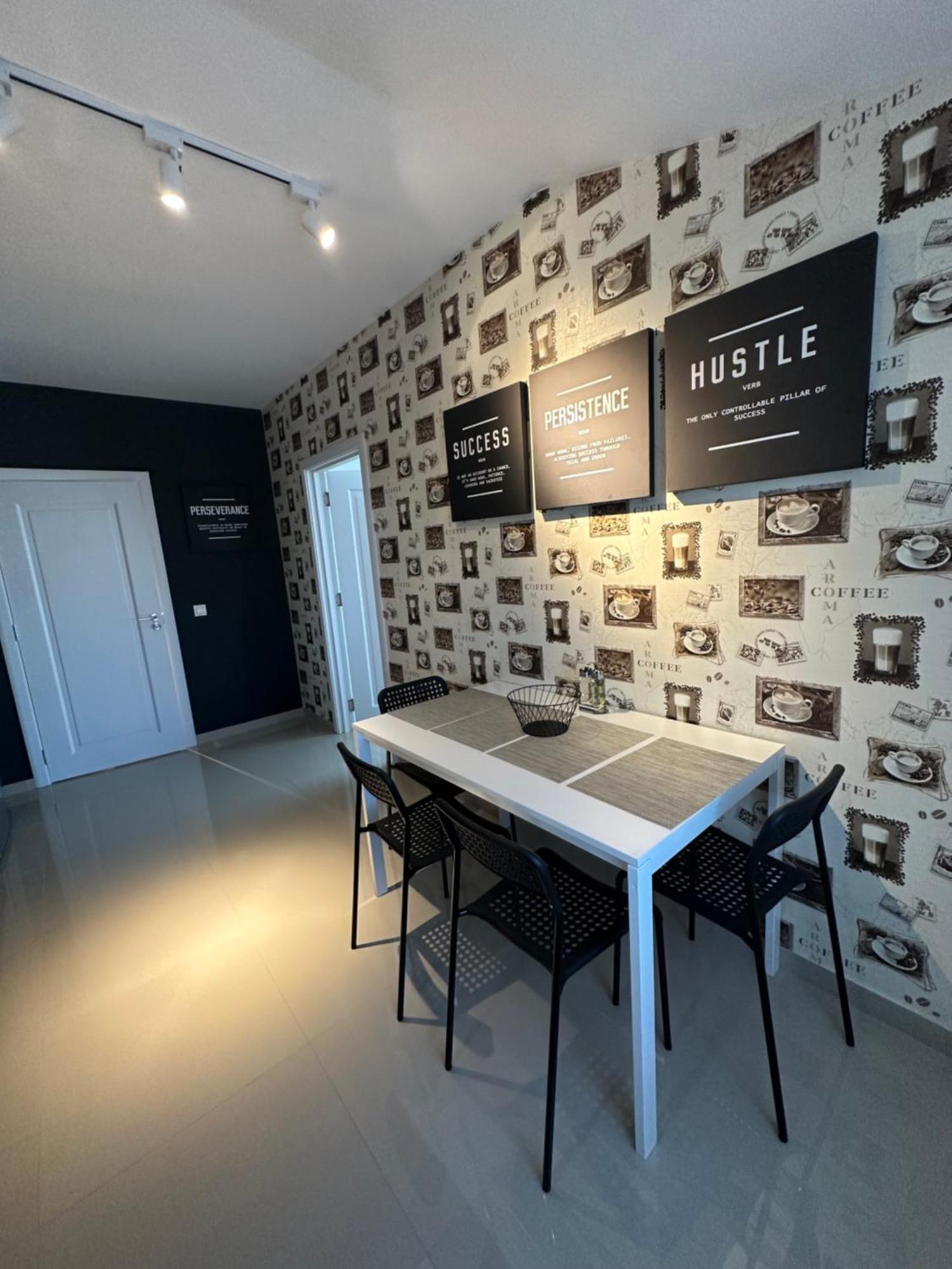 Complex Rediu 54 Luxury Apartaments Jászvásár Kültér fotó